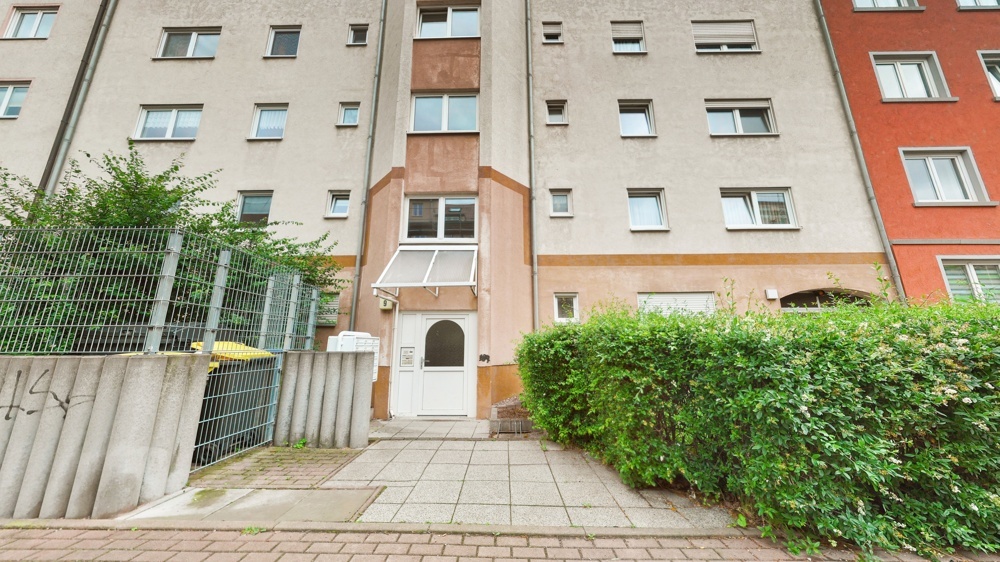 Gepflegte 2-Zimmer-Eigentumswohnung mit West-Balkon und Tiefgarage in Erfurt-Ilversgehofen
