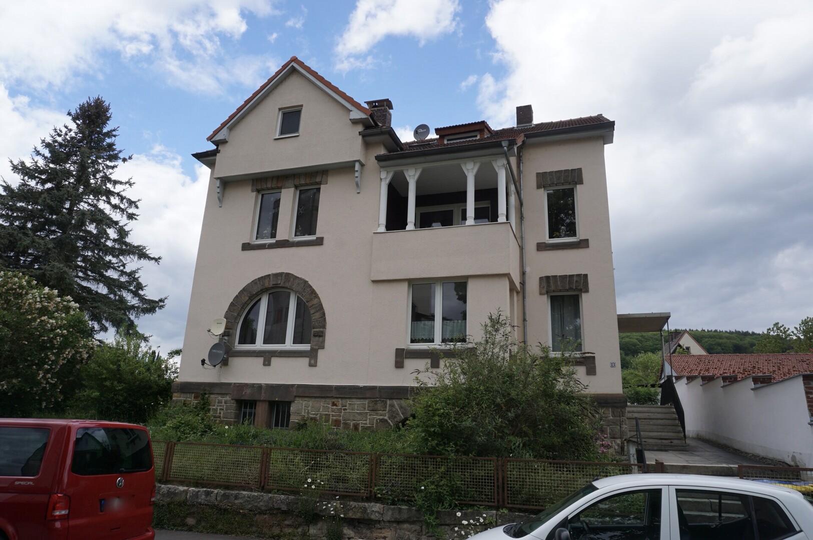 Jugendstilvilla für mehrere Generationen in Morschen. Keine Käuferprovision!