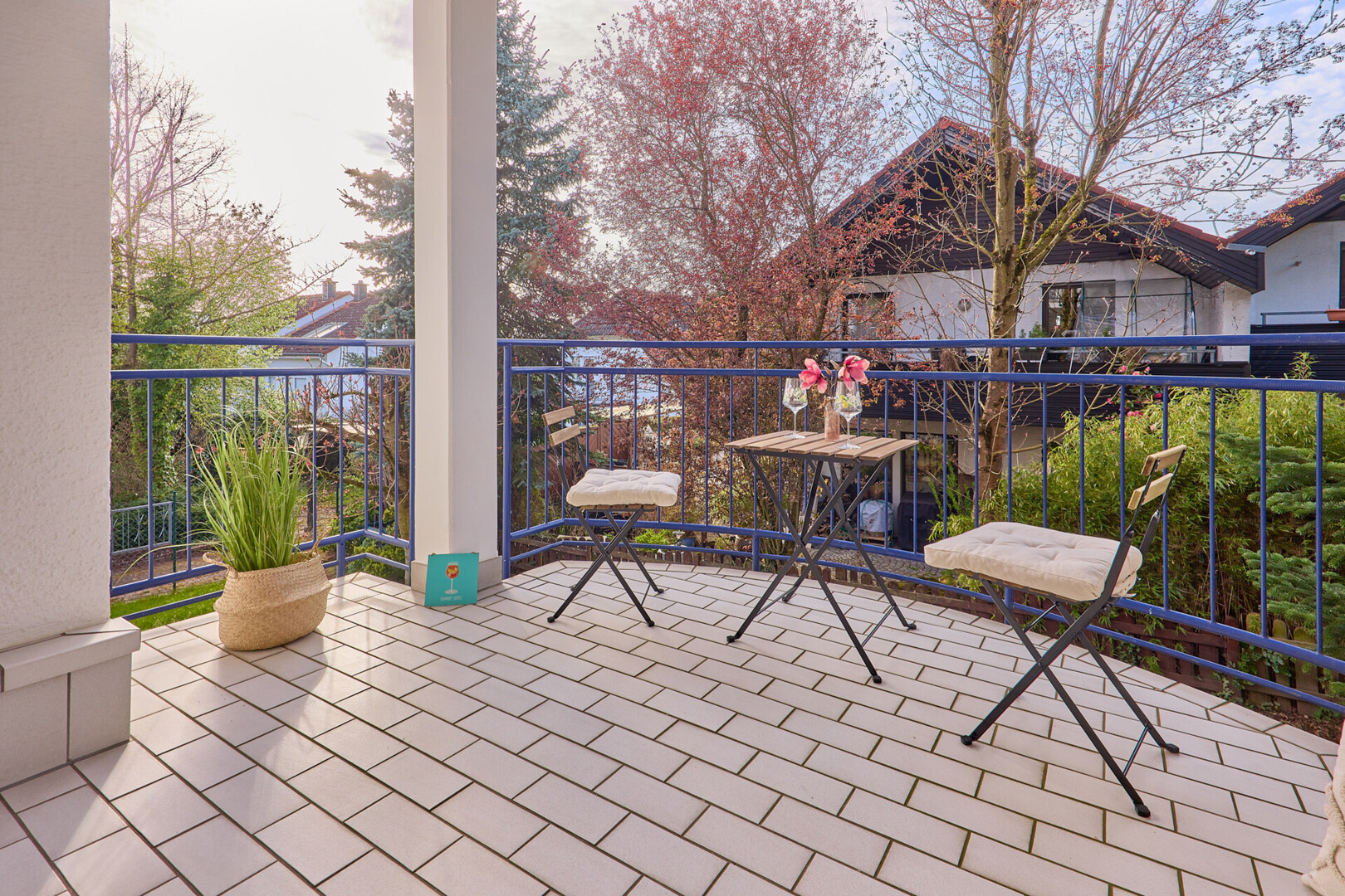 Wohnen auf zwei Ebenen – Maisonette mit Balkon in Langen-Steinberg