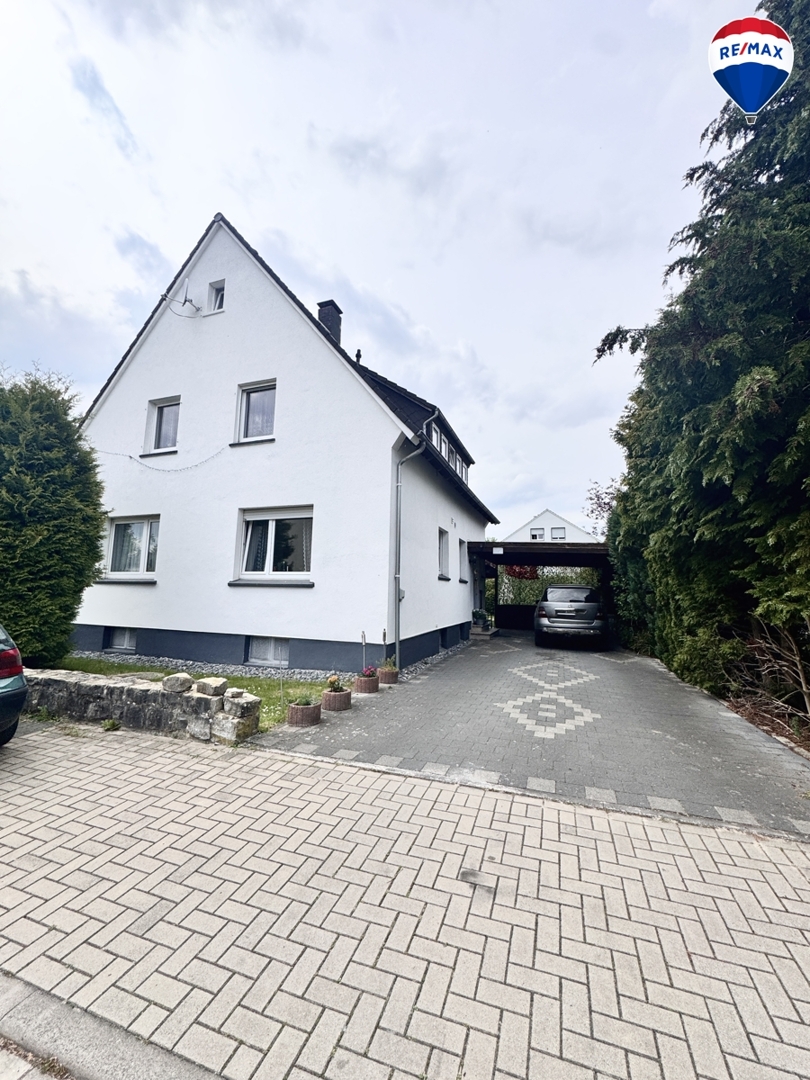 Saniertes Einfamilienhaus mit Einliegerwohnung in Sackgassenlage zu verkaufen!