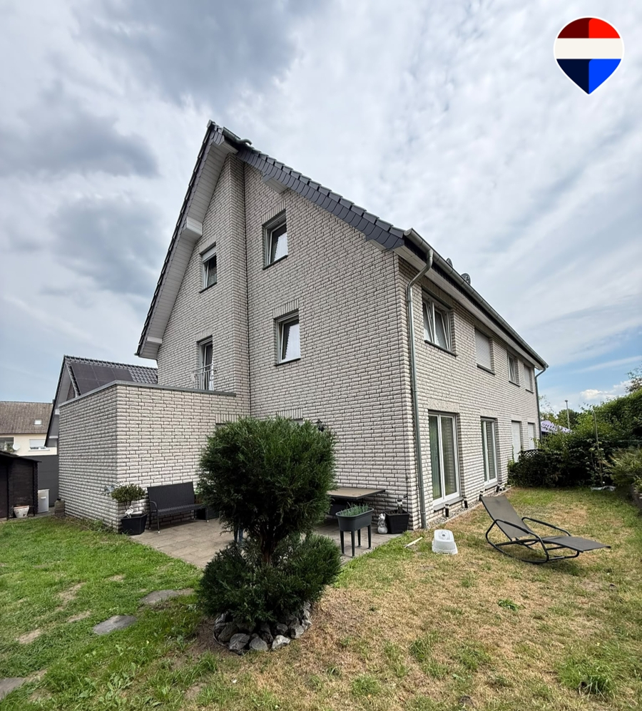 DHH mit 6,5 Zimmern und ca. 165m² Wohnfläche in Stieghorst