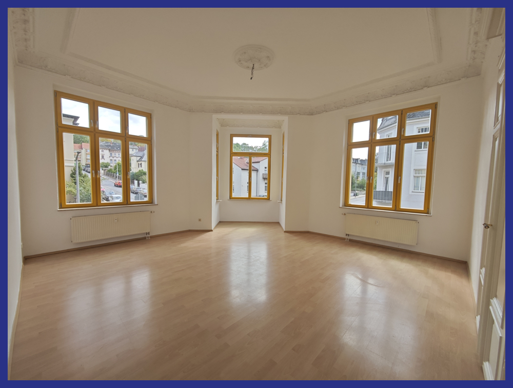 Großzügige Wohnung im Altbau