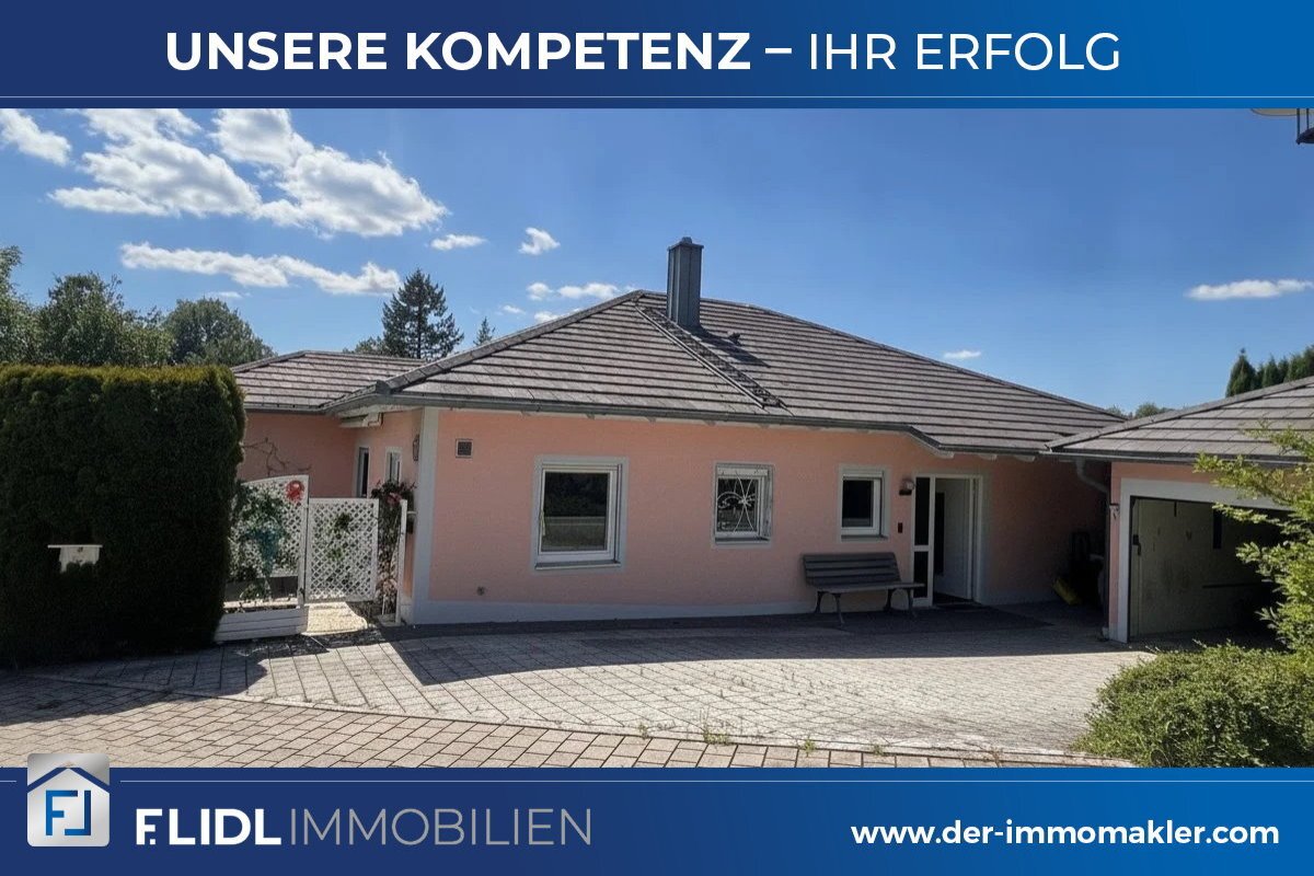 gepflegter Bungalow mit Terrasse, Wintergarten u. Garten in Aidenbach