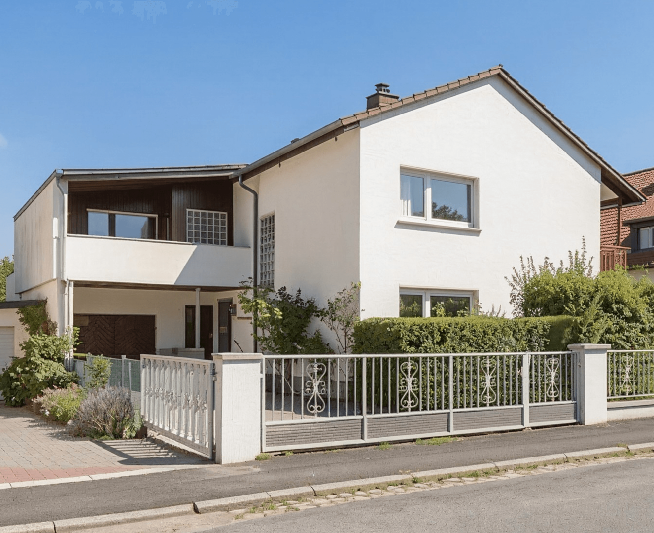 Viel Platz für die Familie – großzügiges Einfamilienhaus auf herrlichem Gartengrundstück in Hungen