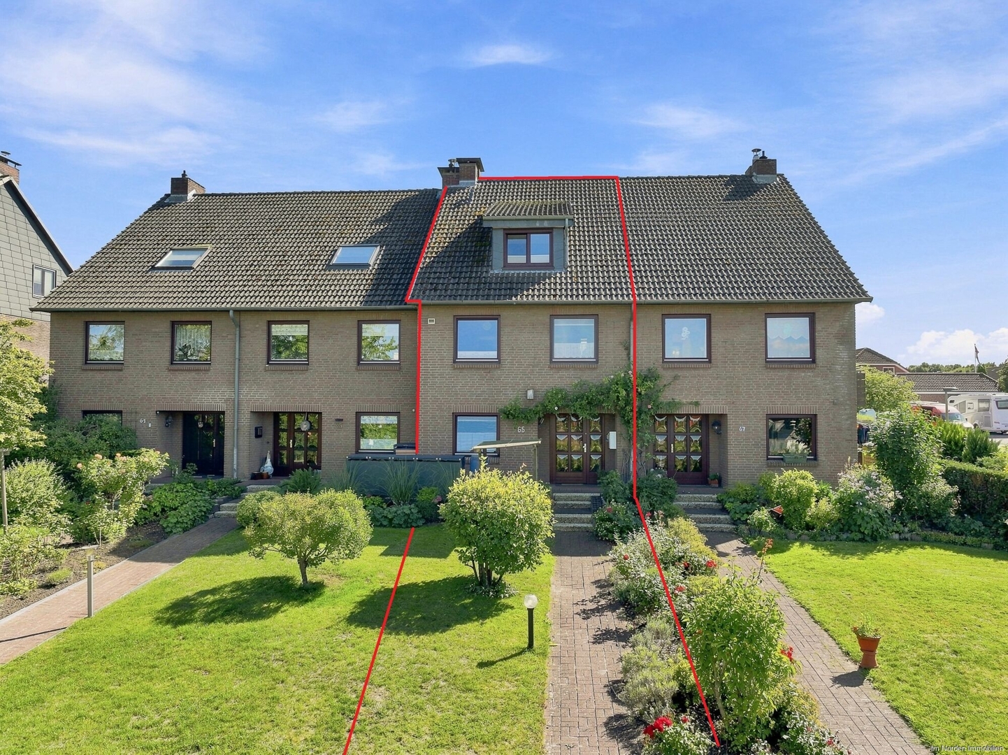 Gepflegtes Reihenmittelhaus mit Südterrasse und Garage in Eutin