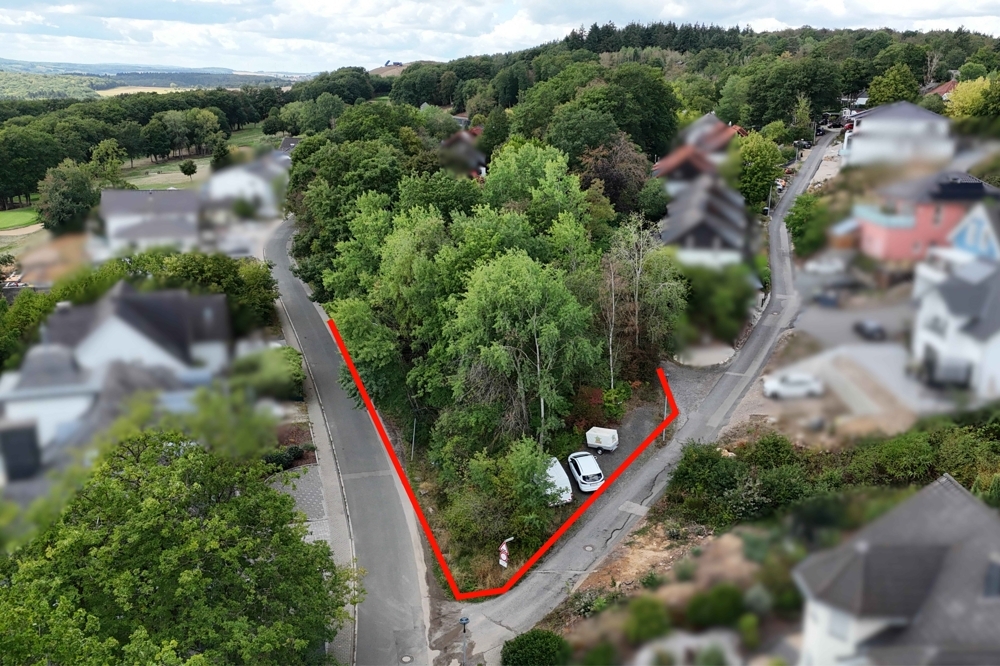 Großes Baugrundstück in Südhanglage