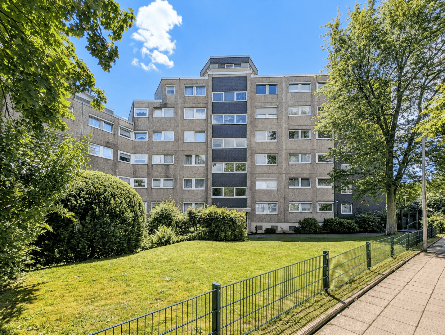 Großzügige 101 m² in Haan – viel Platz, Loggia & besondere Extras