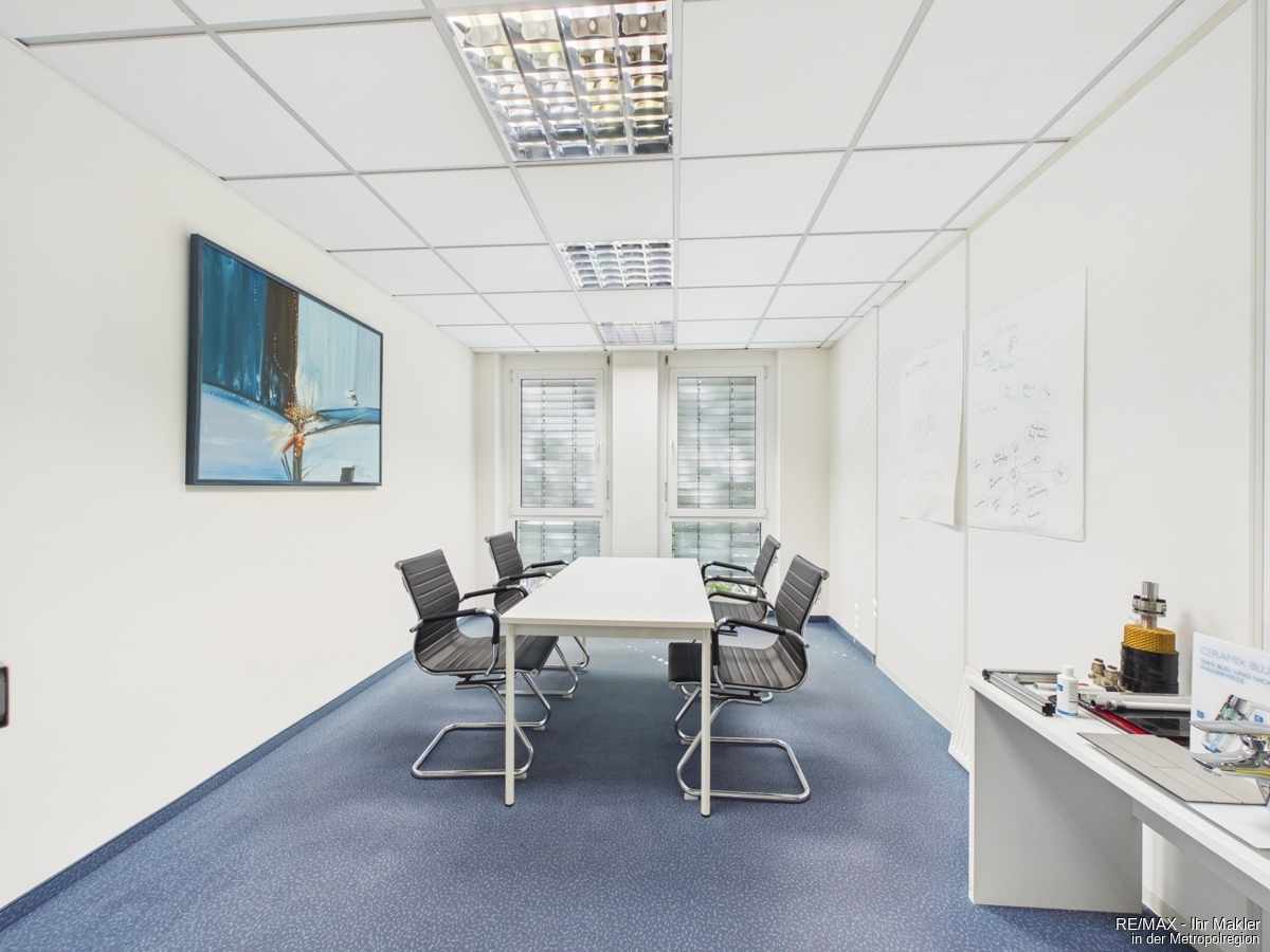 Attraktive Büro - oder Praxisräumlichkeiten