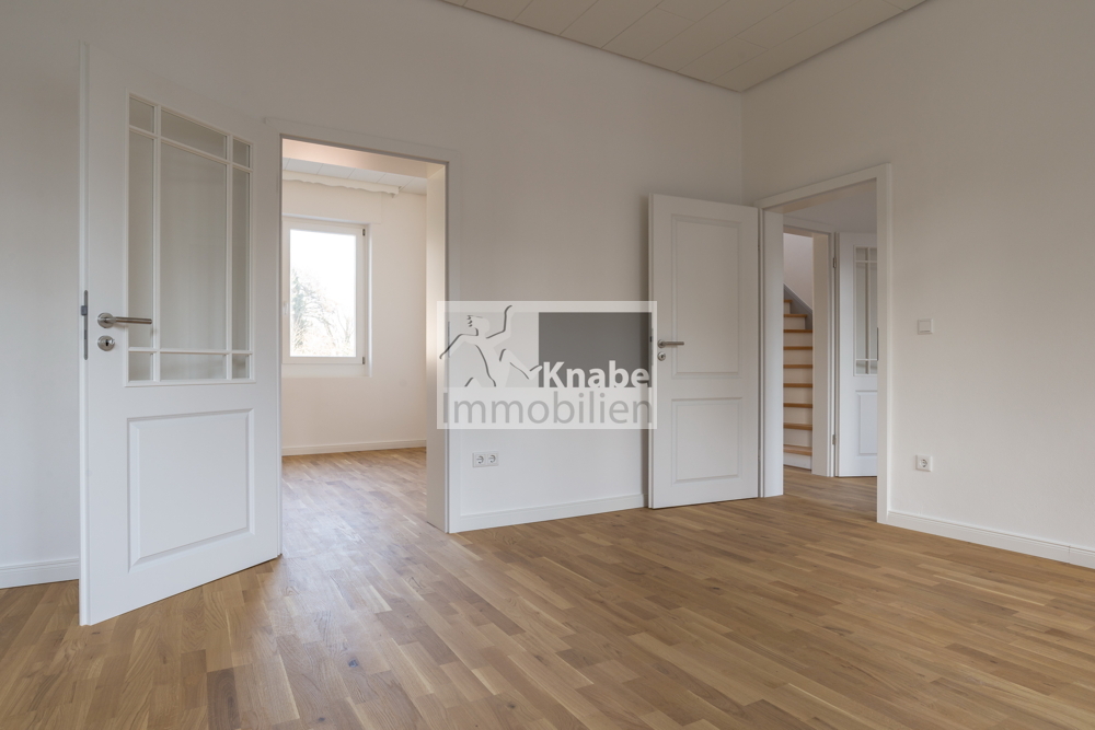 Altbau-Charme trifft modernes Wohnen!
Maisonettewohnung im Herzen von Wellingholzhausen!