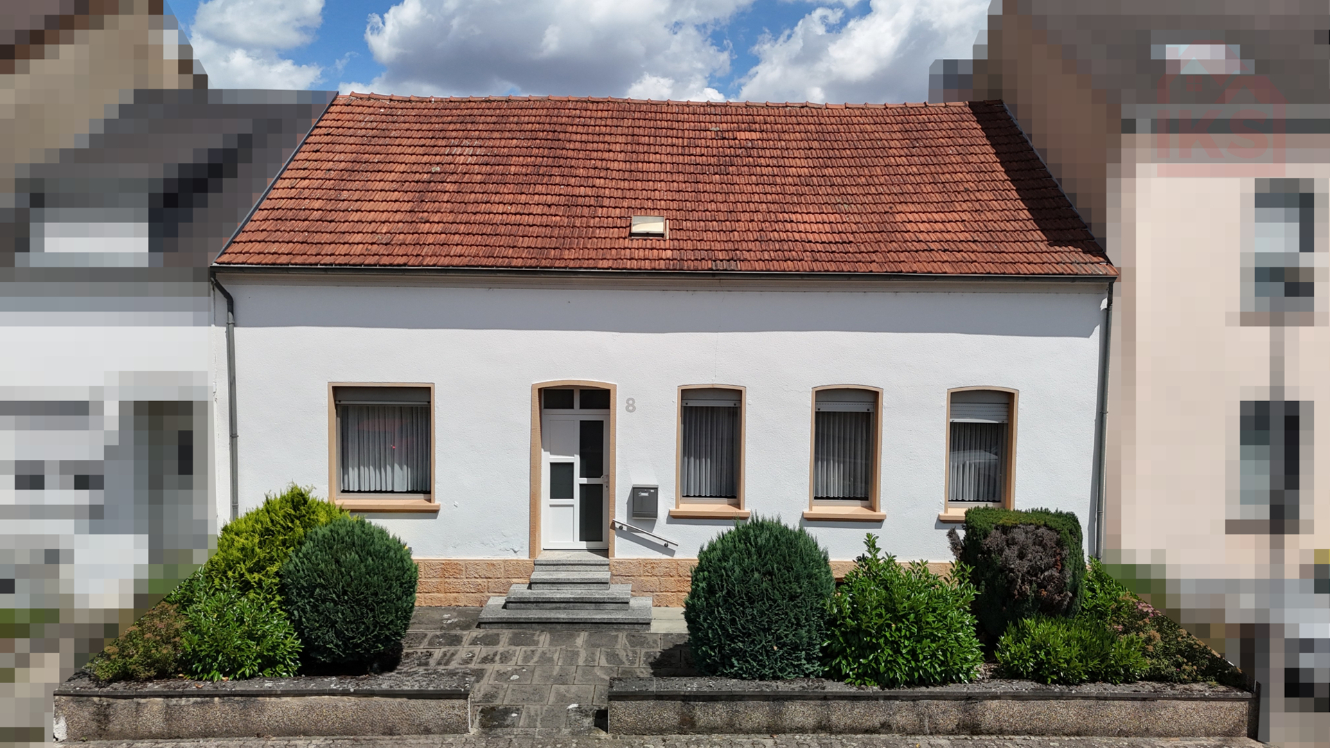 Gepflegtes Reihenmittelhaus mit Garten und Ausbaupotenzial in zentraler Lage von Saarlouis