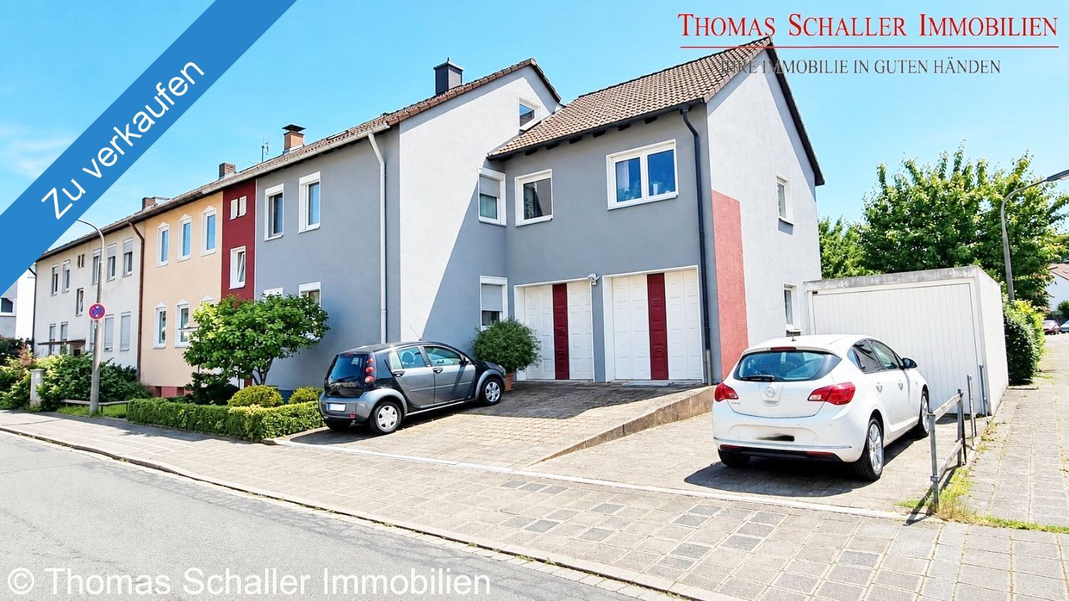 Wohnen wie in einer Doppelhaushälfte – 2 Wohneinheiten mit Garten, Doppelgarage