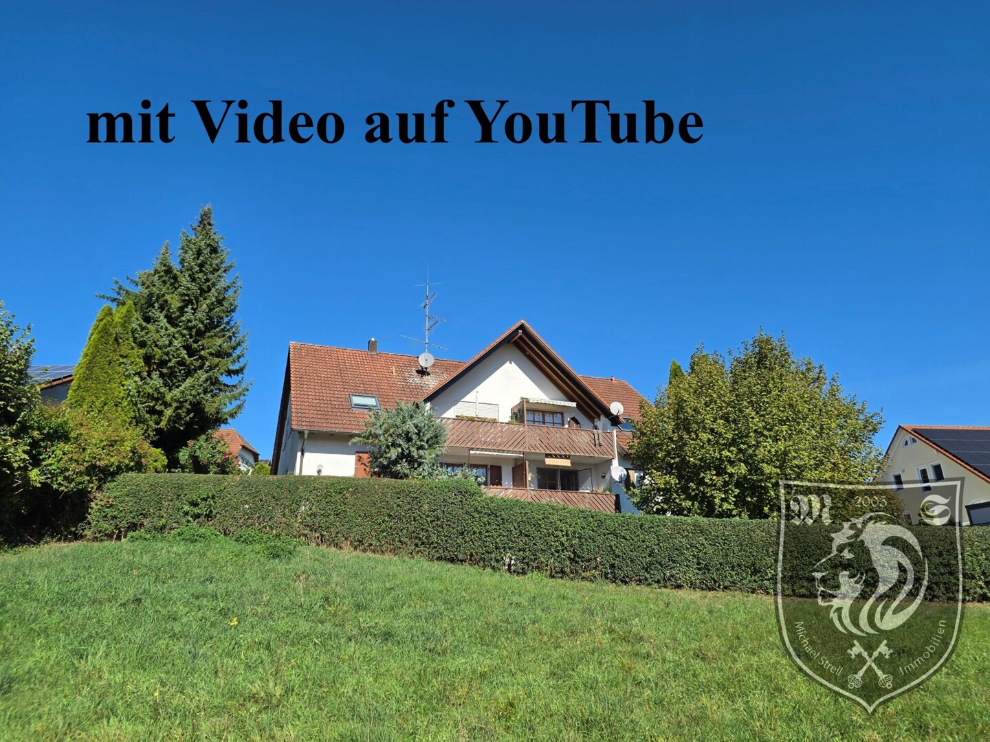 Charmante 2,5-Zimmer-Maisonette-Wohnung mit Südbalkon und Fernblick