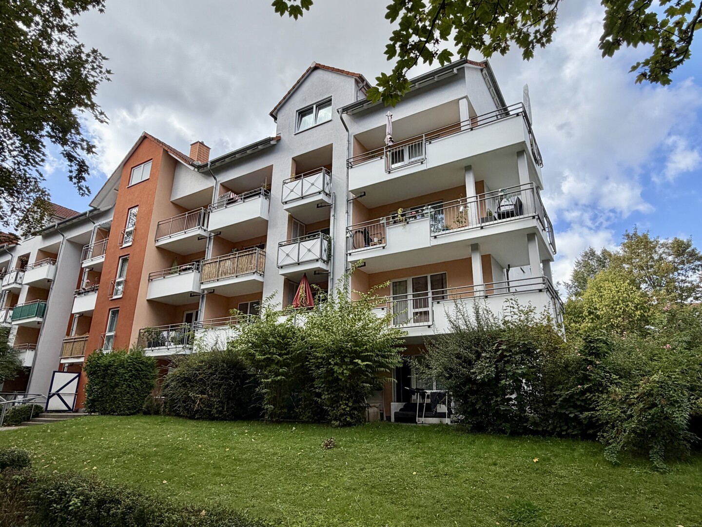Gepflegte Maisonette-ETW, ideal für Familien oder Studenten-WG! KEINE KÄUFERPROVISION