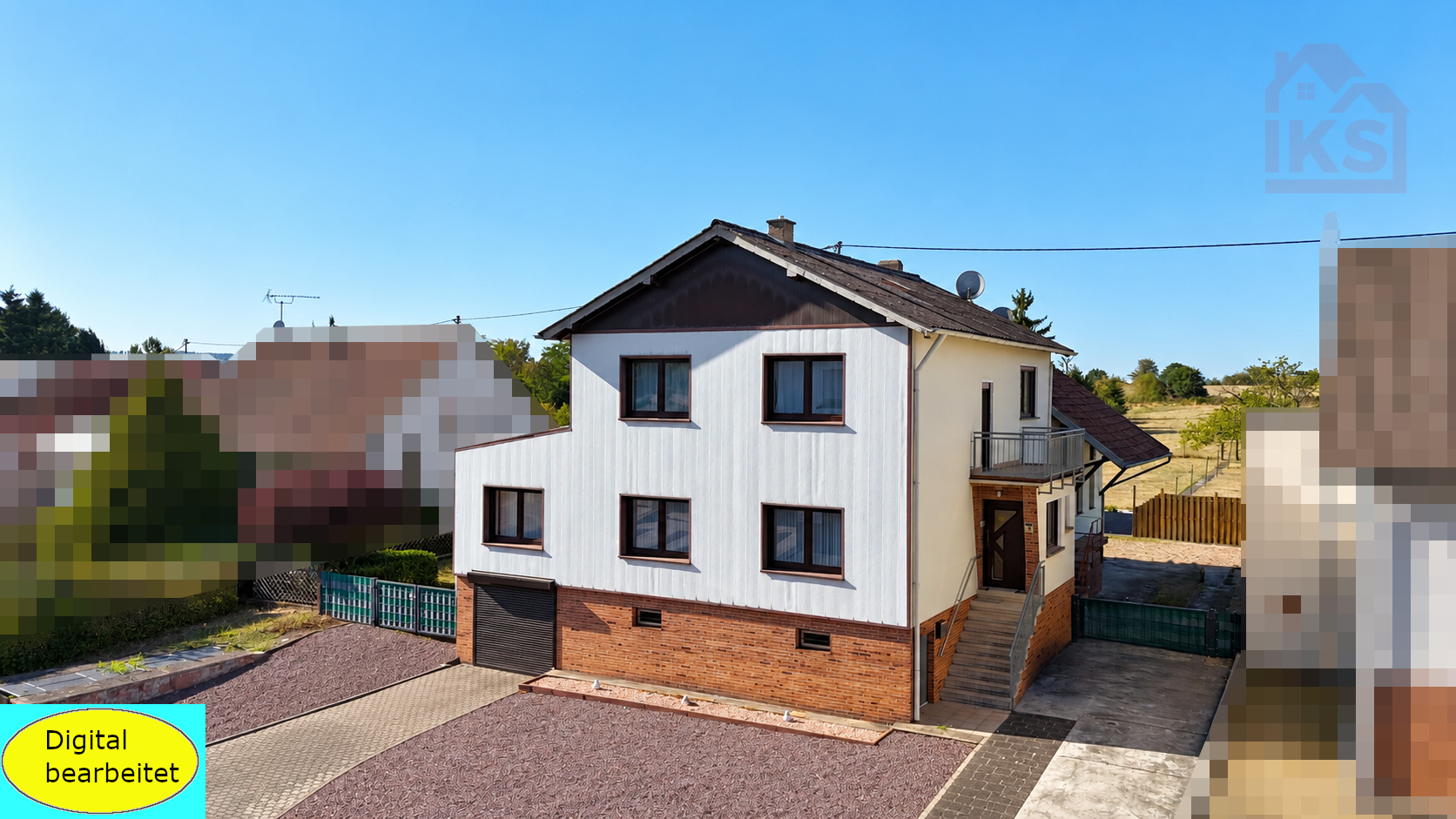 Großzügiges Mehrgenerationenhaus mit Garagen auf großem Grundstück in Friedrichweiler