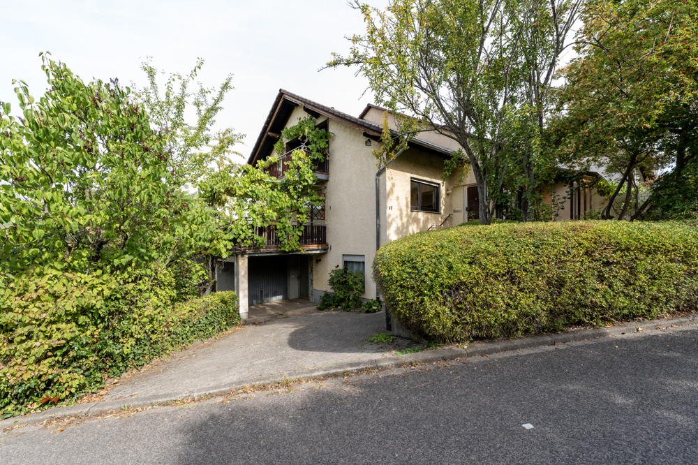 Großzügiges Einfamilienhaus in ruhiger Lage am Rochusberg
