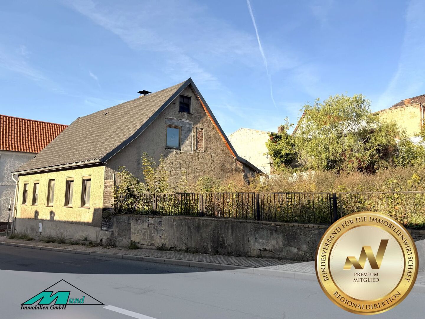 Einfamilienhaus mit ca. 750 m² großen Grundstück
