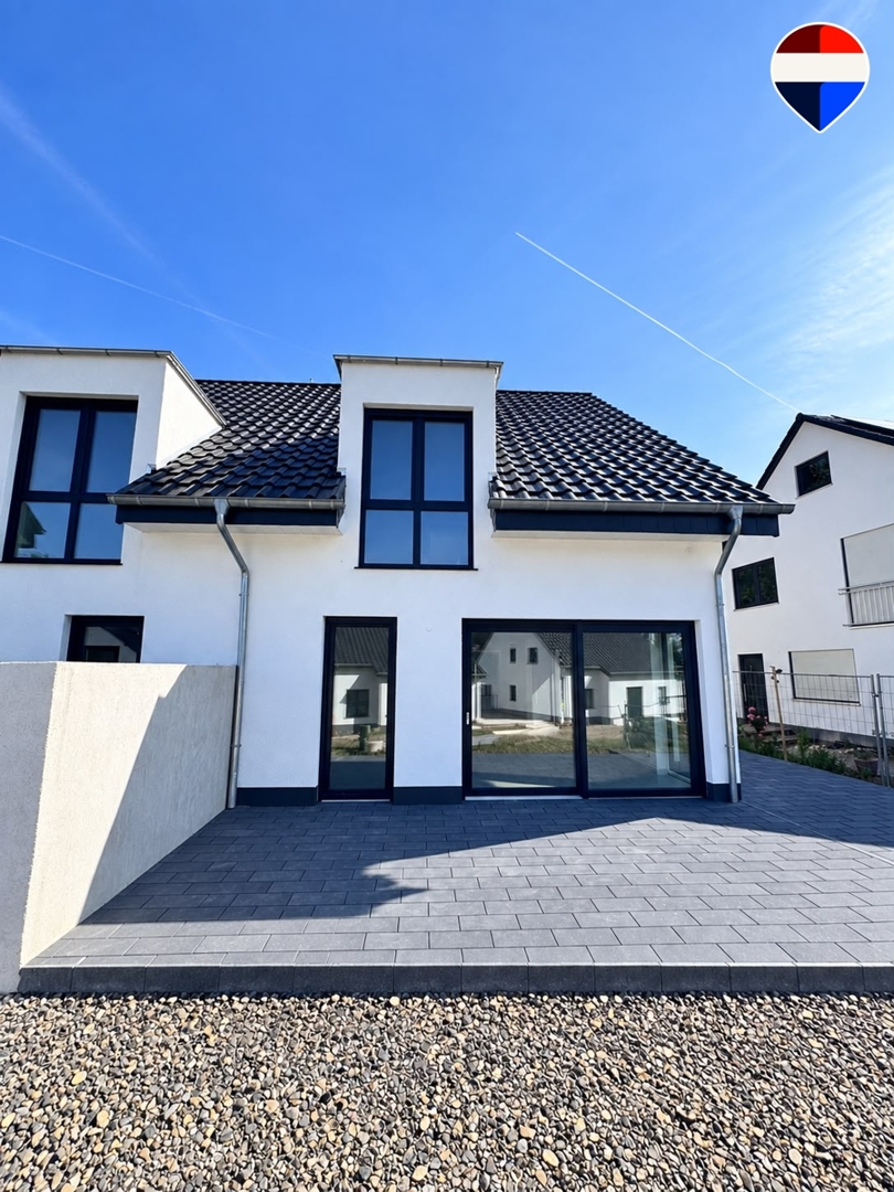 Neubau Doppelhaushälfte in Herford City ZU VERMIETEN