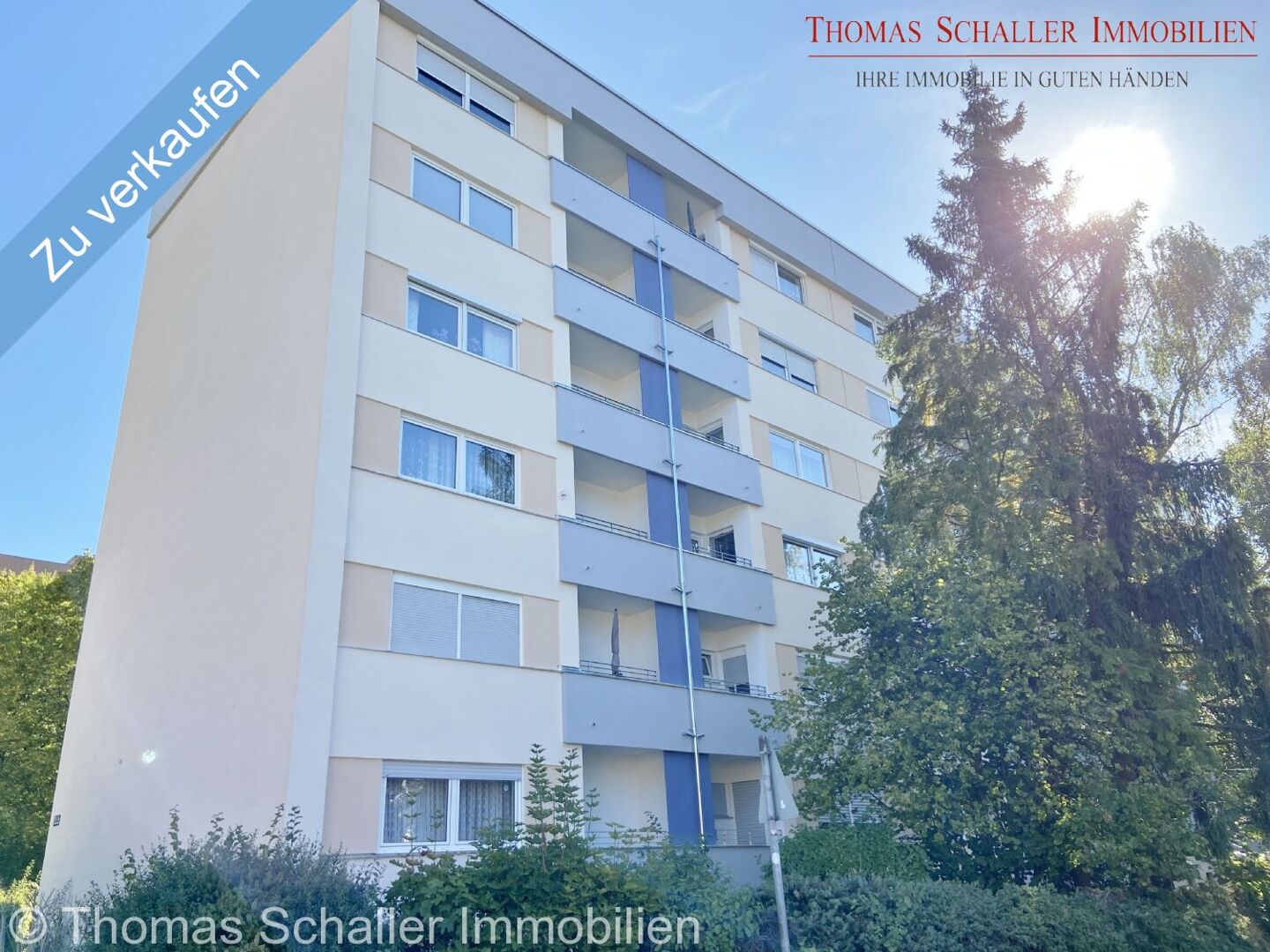 TOP SOLIDE ! Vermietete 2 Zimmer-Wohnung mit Aufzug, Balkon in Top-Lage-Nürnberg / Zerzabelshof