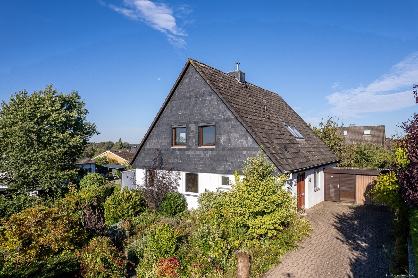 Einfamilienhaus zum Modernisieren auf herrlichem Grundstück mit Weitblick