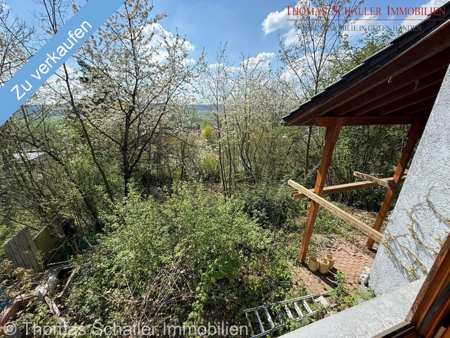 Traumhaftes Hanggrundstück in Heideck - Am begehrten Schlossberg!