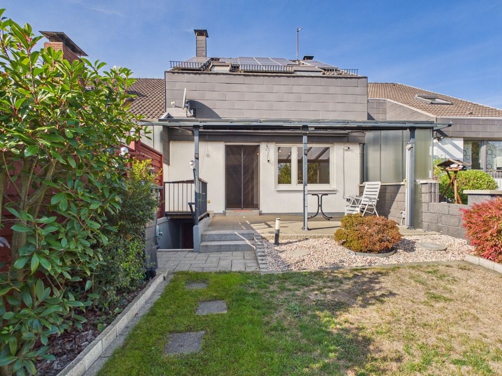 Gepflegtes Reihenmittelhaus mit Garten und Terrasse