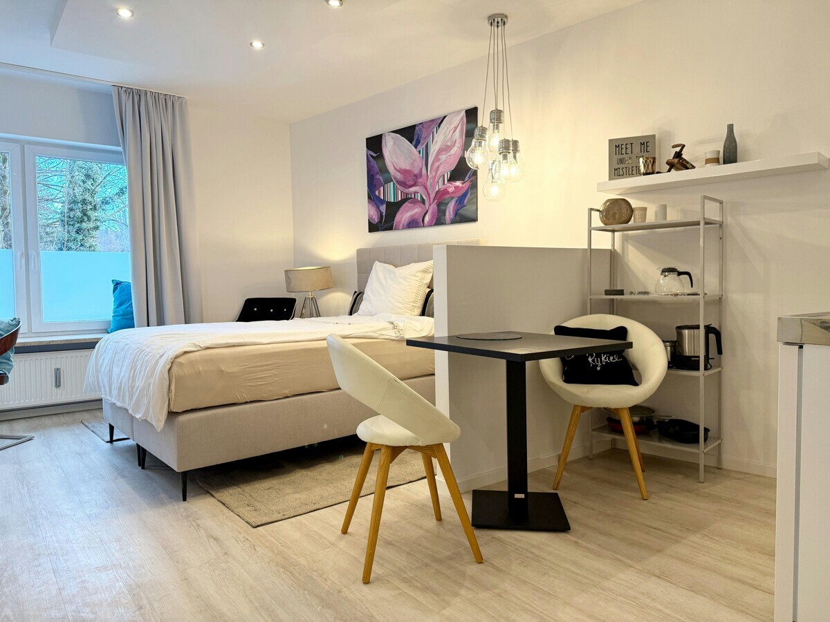 2 Apartments - eine Investition: Kernsanierte Wohnung in Bestlage von München-Obergiesing